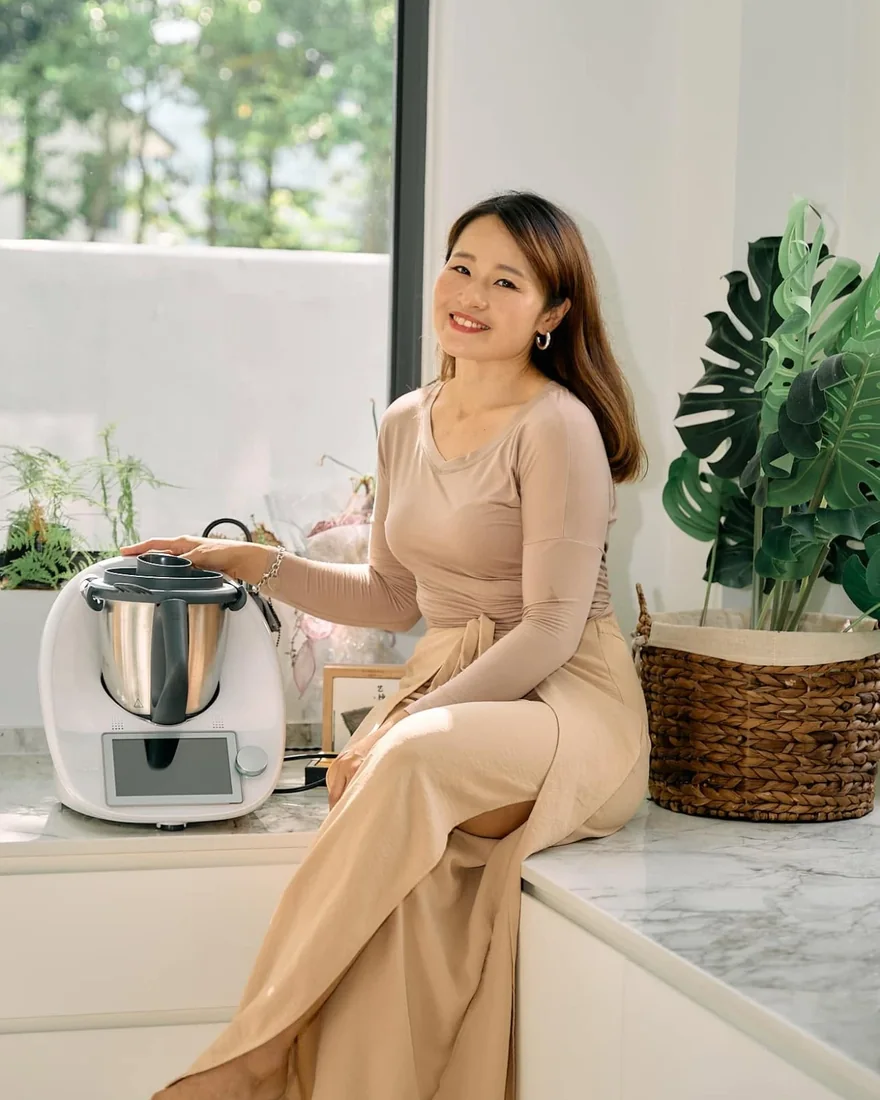 Dion Tiong 在家中厨房